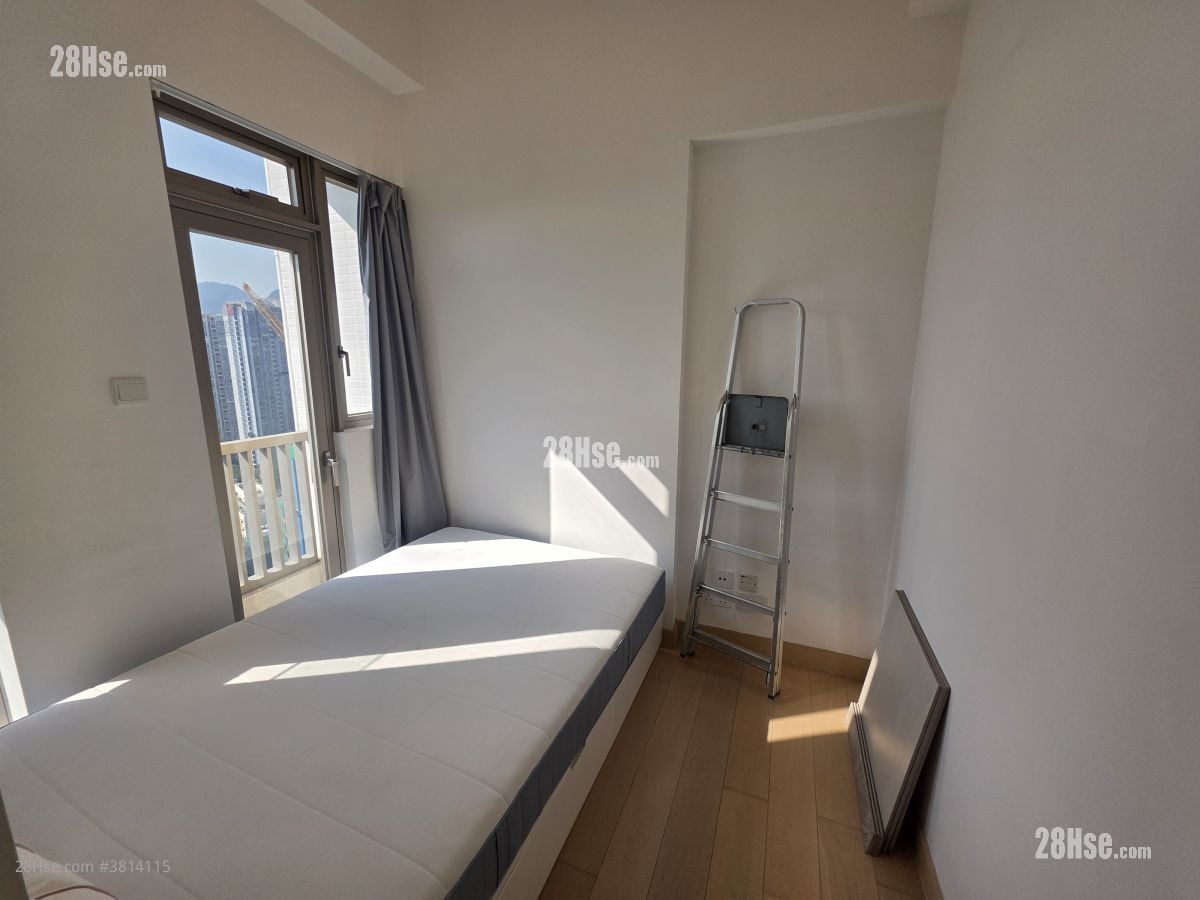 Aspen Crest Sell 2 Bedrooms 338 ft²