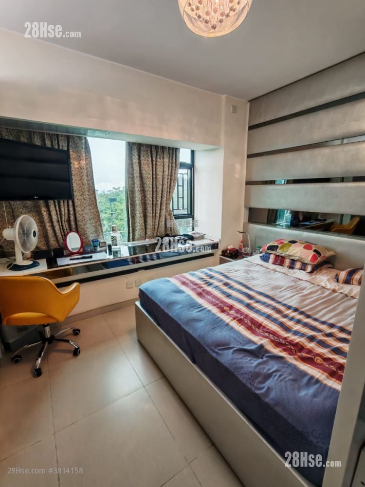 Verdant Villa Sell 3 Bedrooms , 2 Bathrooms 825 ft²