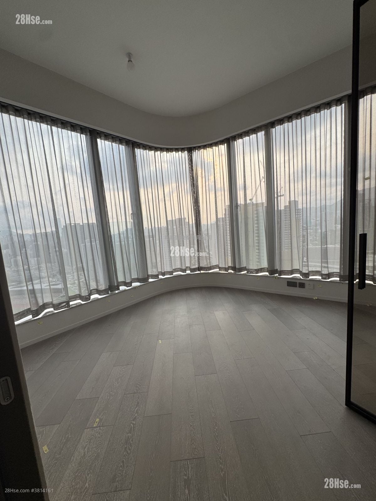 The Henley 租盘 3 房 , 2 浴室 778 平方尺