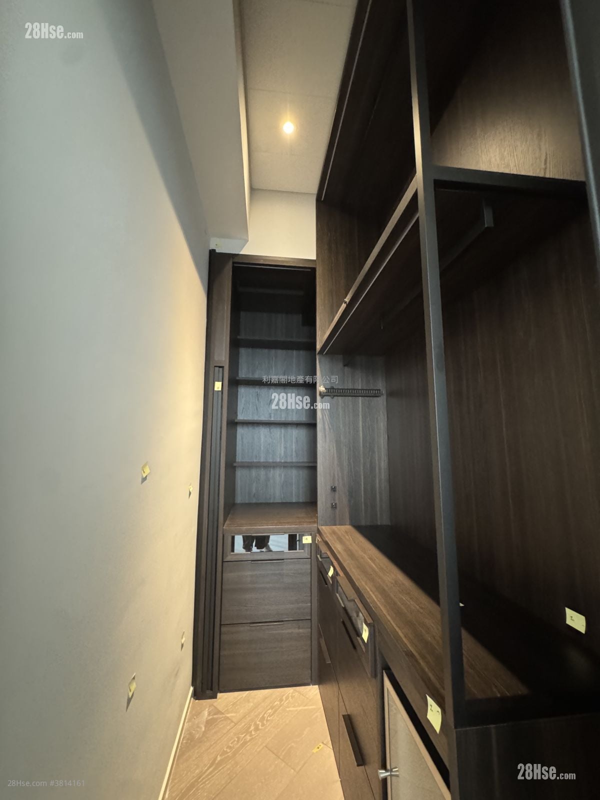 The Henley 租盘 3 房 , 2 浴室 778 平方尺