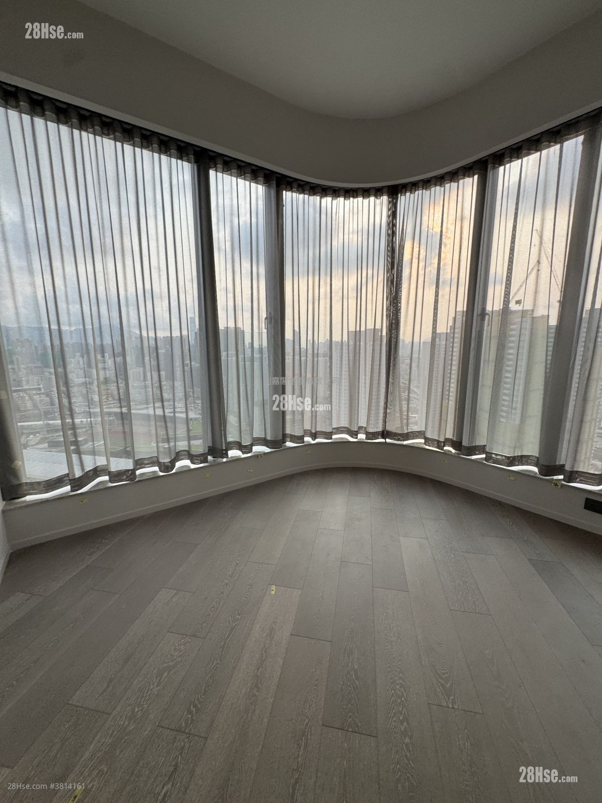 The Henley 租盘 3 房 , 2 浴室 778 平方尺