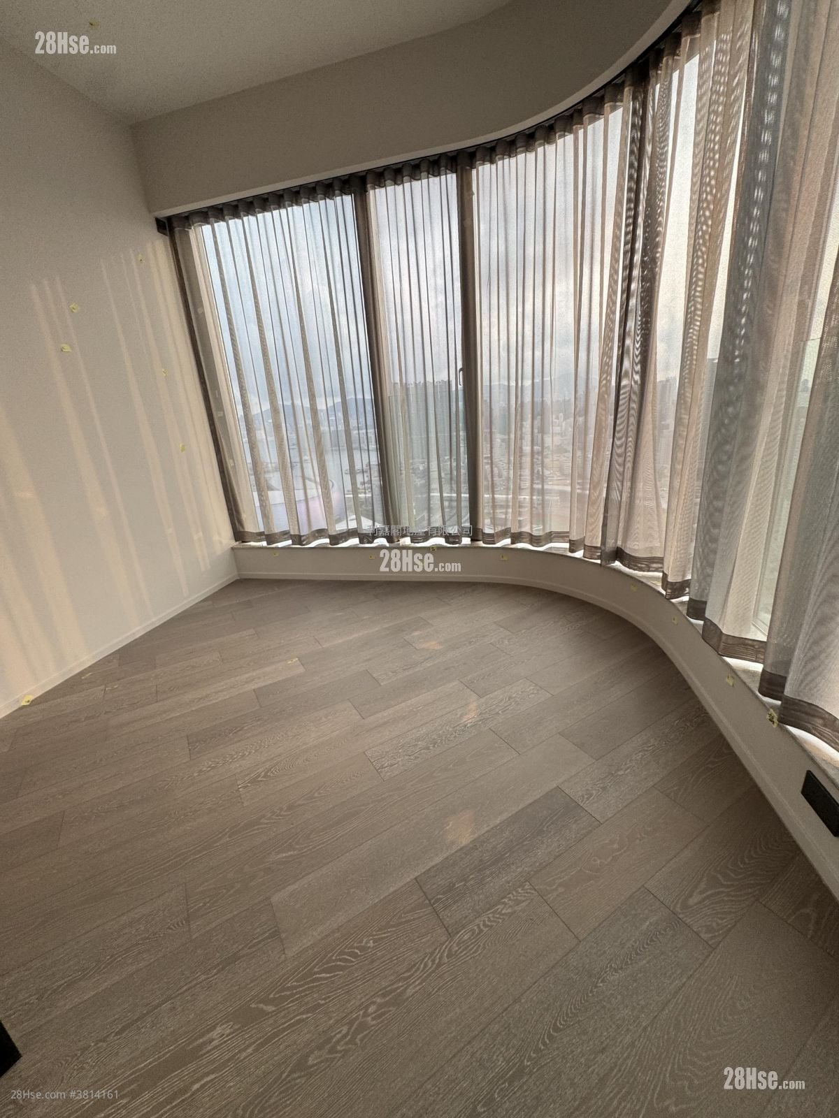 The Henley 租盘 3 房 , 2 浴室 778 平方尺