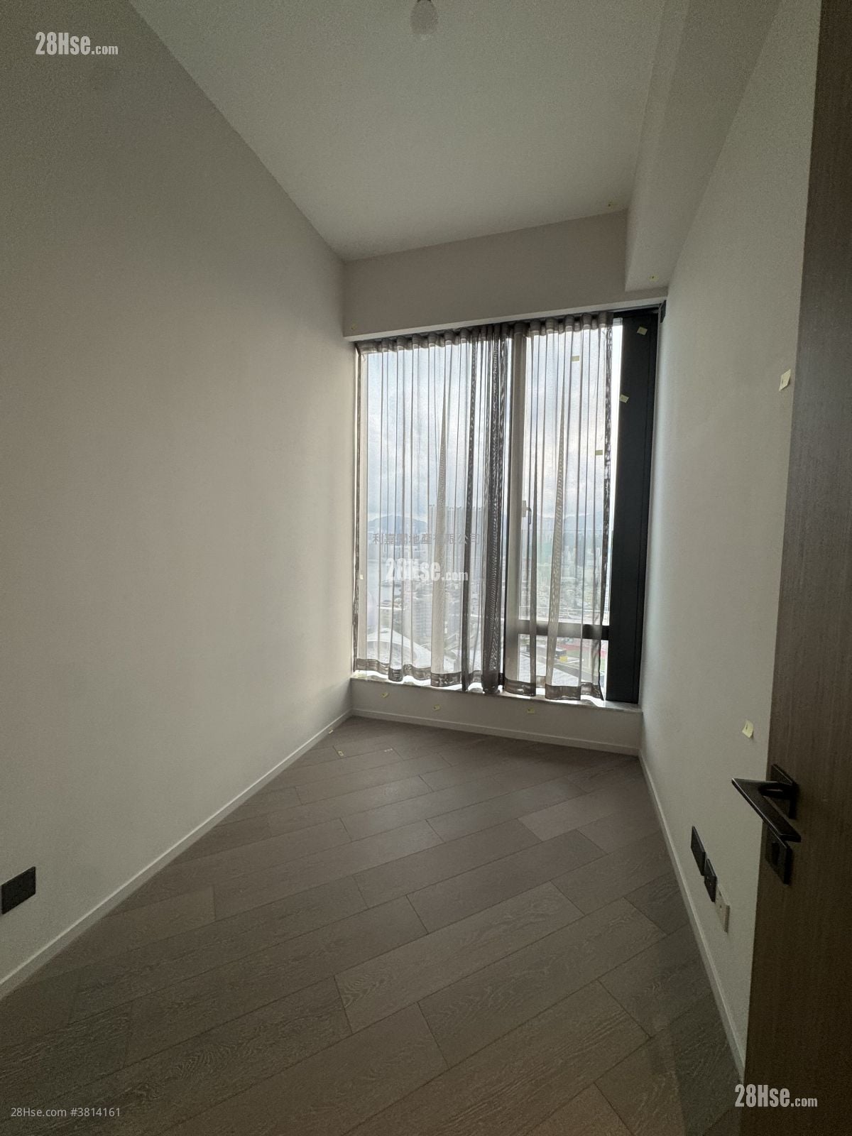 The Henley 租盘 3 房 , 2 浴室 778 平方尺