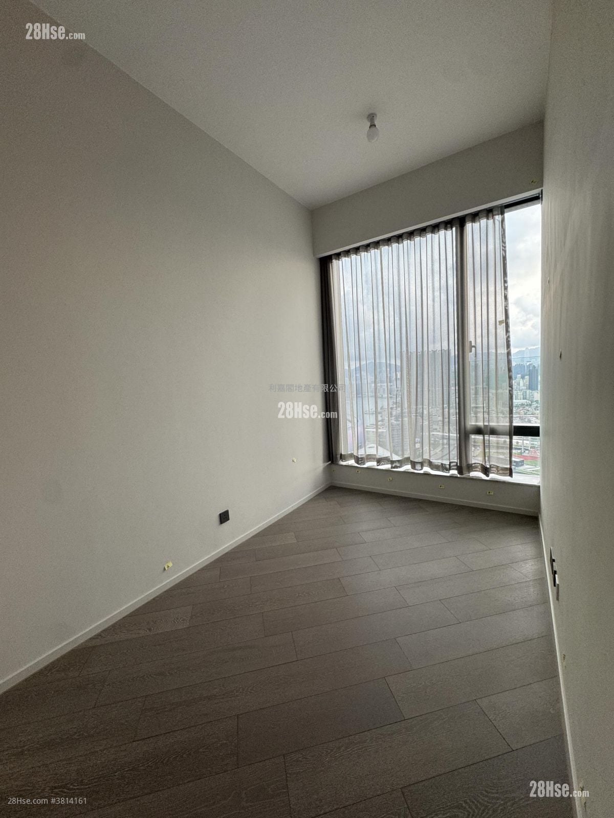 The Henley 租盘 3 房 , 2 浴室 778 平方尺