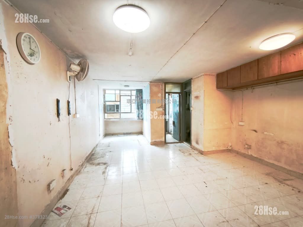 恒安邨 售盘 开放式间隔 , 1 浴室 349 平方尺