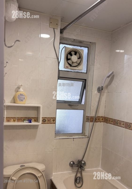 Lung Poon Court Rental 1 Bedroom , 1 Bathroom 353 ft²