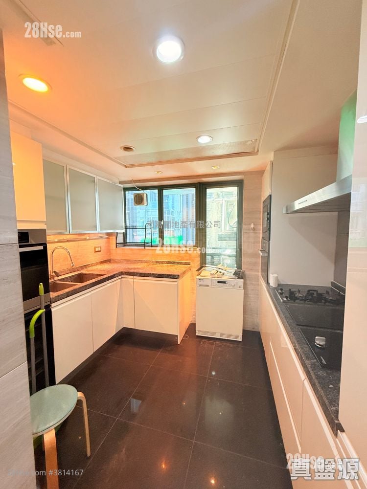 尚御 售盘 4 房 , 4 浴室 1,614 平方尺