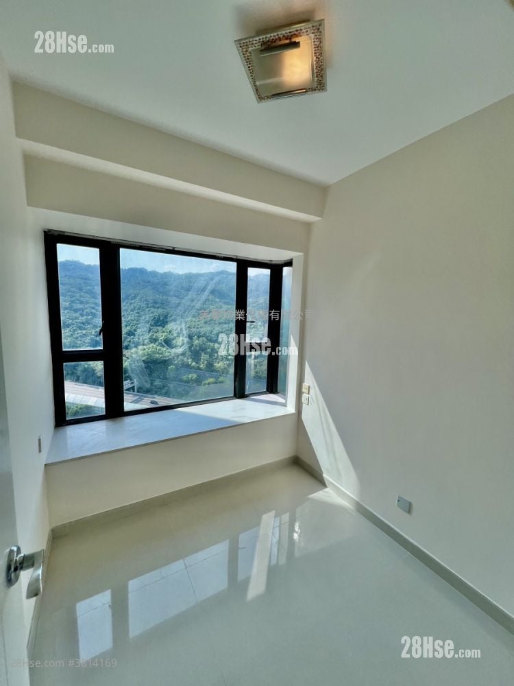 bedroom 2: Anglers' Bay Sell 3 Bedrooms , 2 Bathrooms 680 ft²