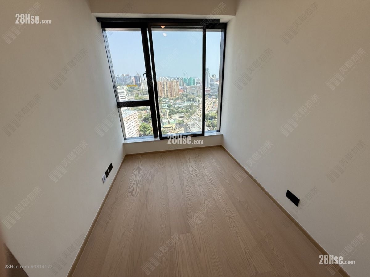 高临 租盘 2 房 , 1 浴室 416 平方尺