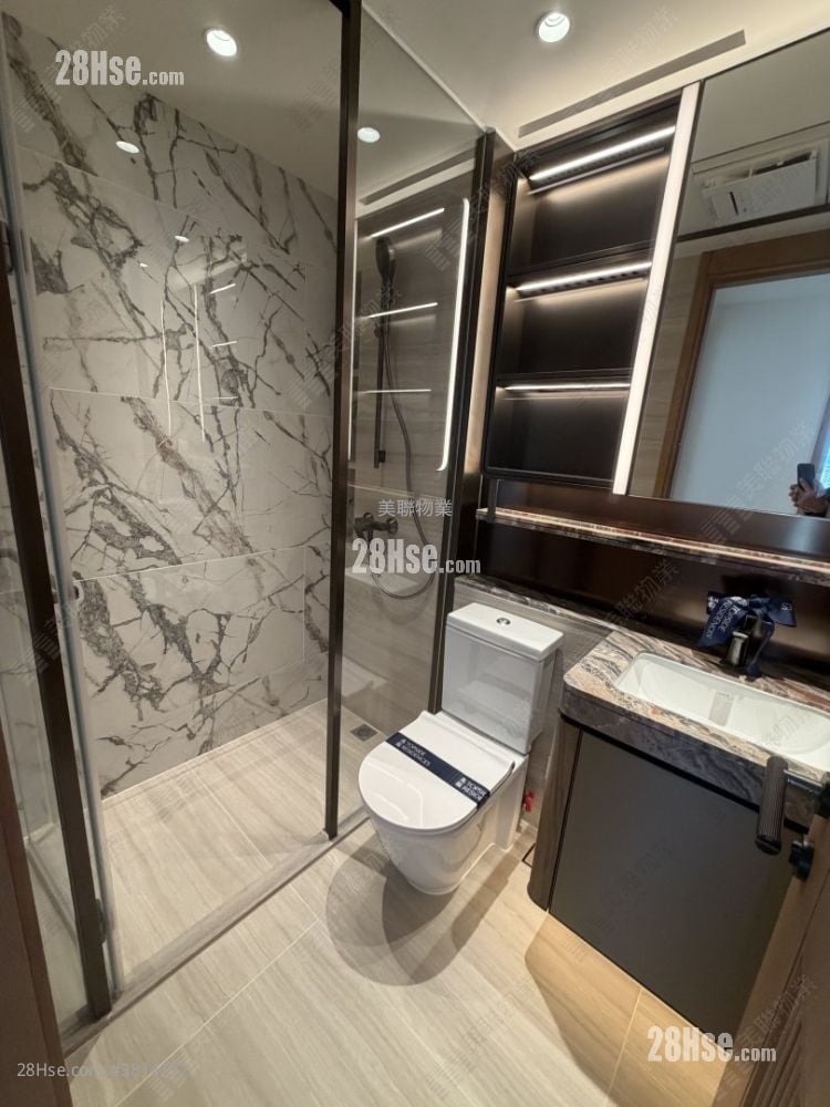 高临 租盘 2 房 , 1 浴室 416 平方尺