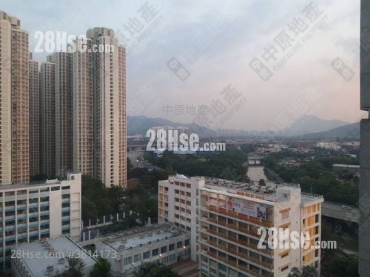 嘉湖山庄 租盘 2 房 , 1 浴室 449 平方尺