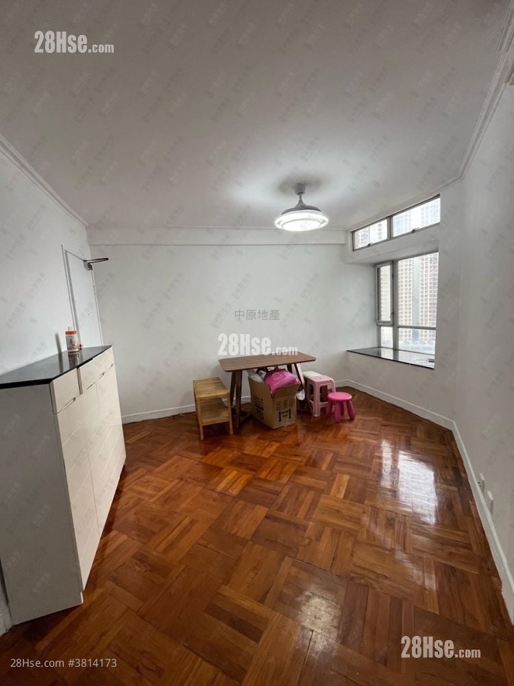 嘉湖山庄 租盘 2 房 , 1 浴室 449 平方尺