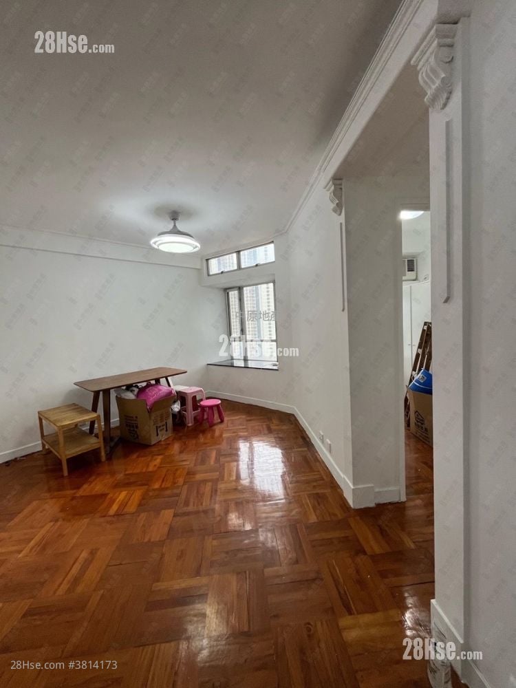 嘉湖山庄 租盘 2 房 , 1 浴室 449 平方尺