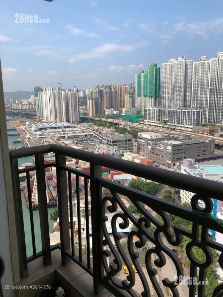 露台: 凯帆轩 售盘 2 房 , 1 浴室 465 平方尺