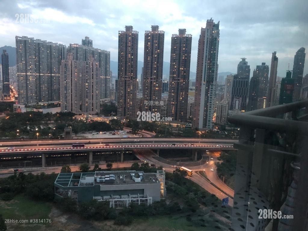 露台: 凯帆轩 售盘 2 房 , 1 浴室 465 平方尺