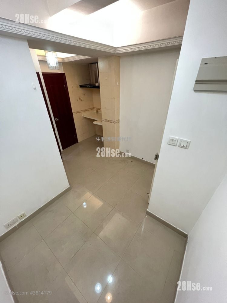 侨荣大厦 售盘 2 房 , 1 浴室 228 平方尺