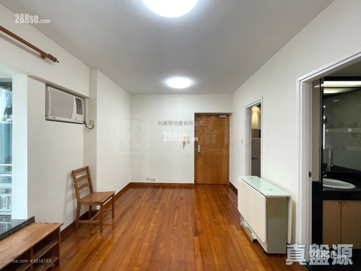 The Metro City Rental 2 Bedrooms , 1 Bathroom 364 ft²