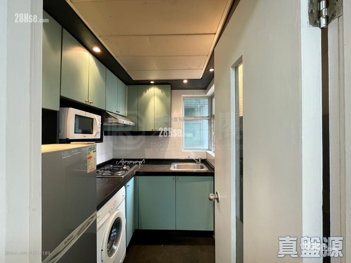 The Metro City Rental 2 Bedrooms , 1 Bathroom 364 ft²