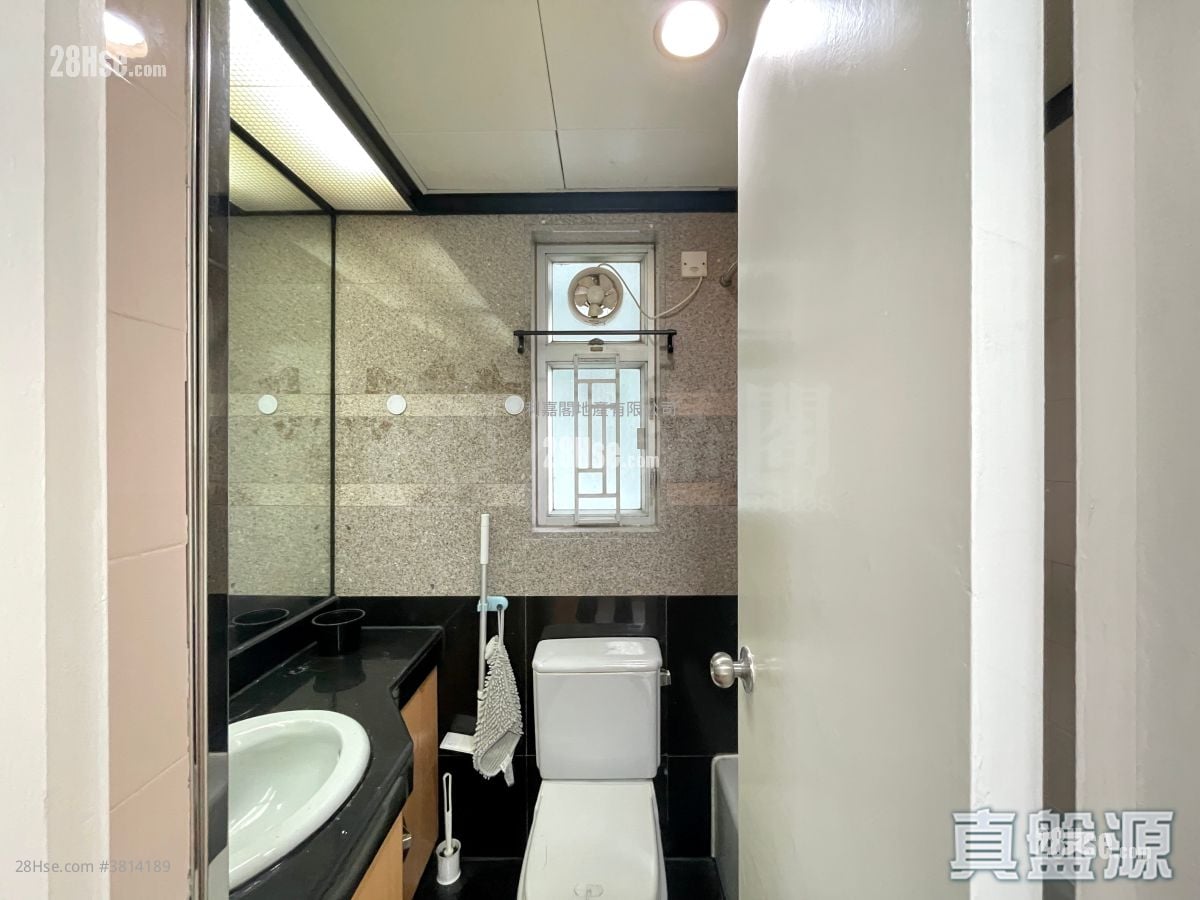 The Metro City Rental 2 Bedrooms , 1 Bathroom 364 ft²