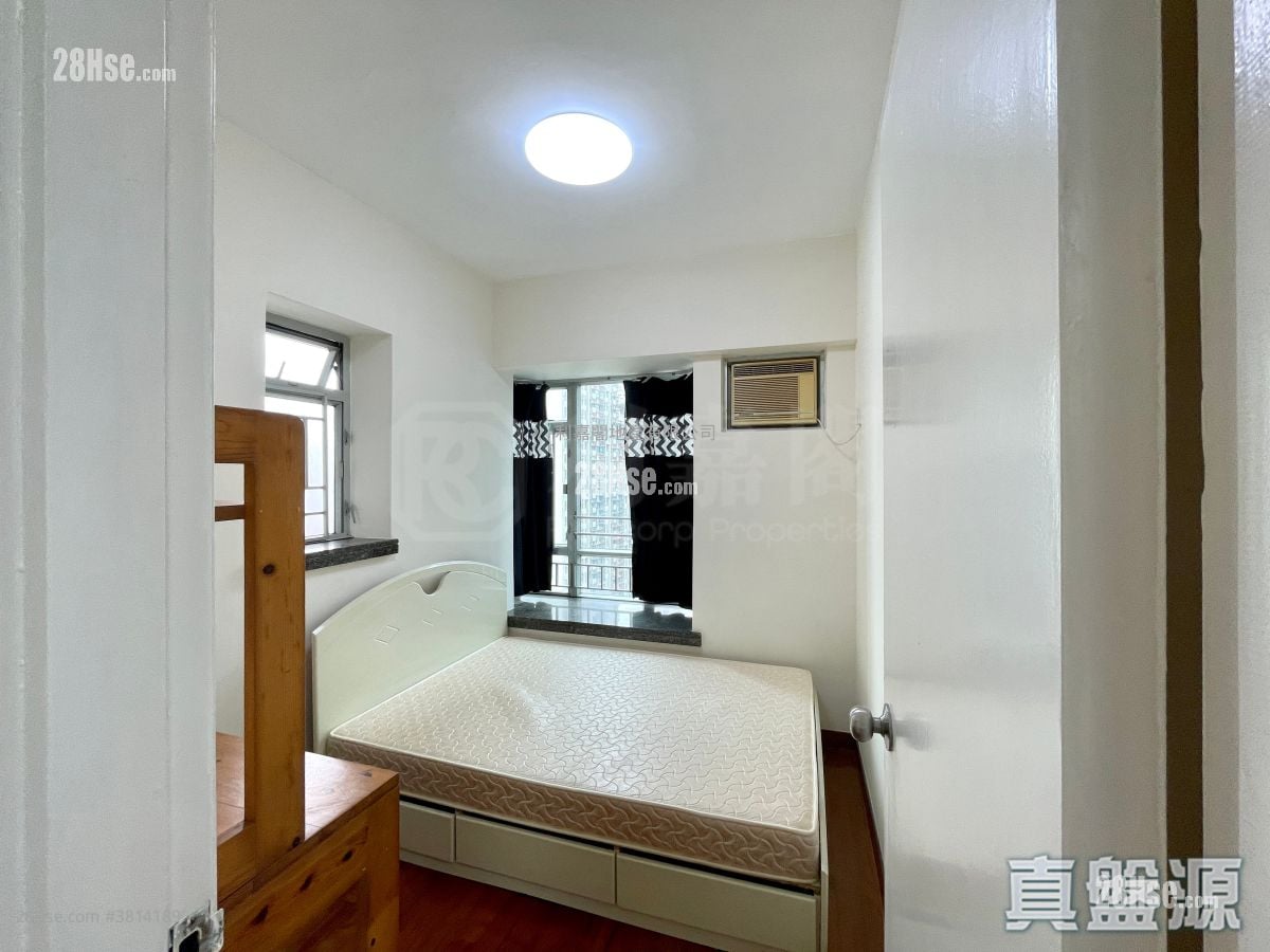 The Metro City Rental 2 Bedrooms , 1 Bathroom 364 ft²