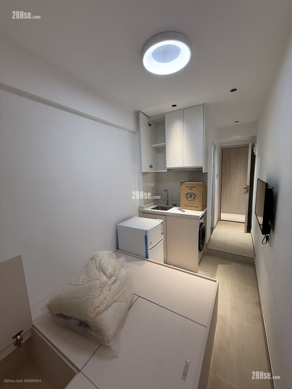 Man Ying Building Rental Studio , 1 Bathroom 180 ft²