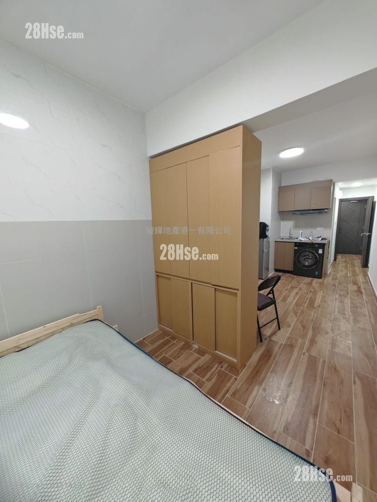 Pak Fuk Building Rental 1 Bedroom , 1 Bathroom 220 ft²