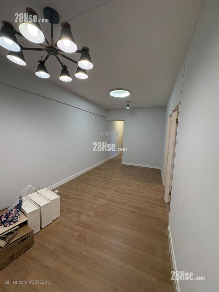 Yee On Building Rental 2 Bedrooms , 1 Bathroom 555 ft²