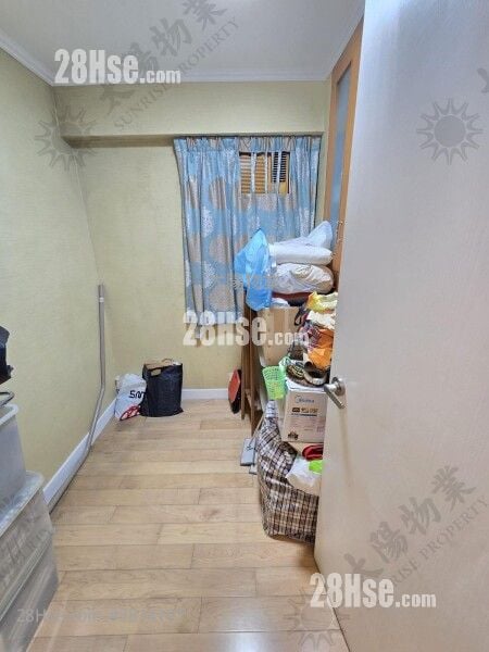 Whampoa Garden Sell 4 Bedrooms 860 ft²