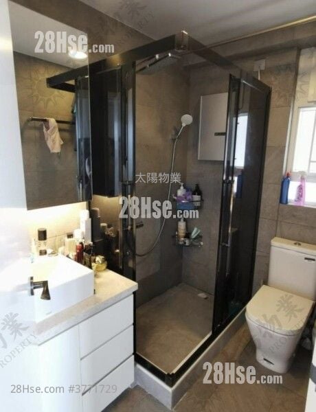 Whampoa Garden Sell 4 Bedrooms 833 ft²