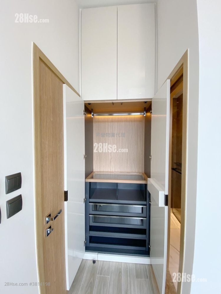 The Vantage Rental 1 Bedroom , 1 Bathroom 266 ft²