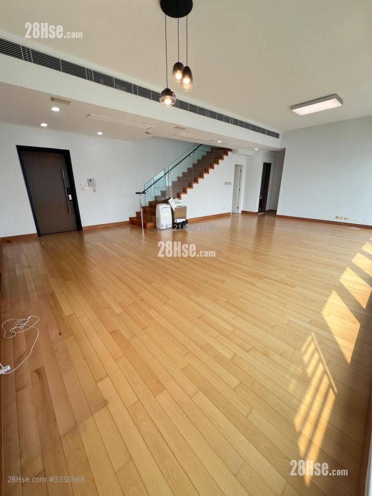 君临天下 租盘 4 房 , 2 浴室 2,334 平方尺