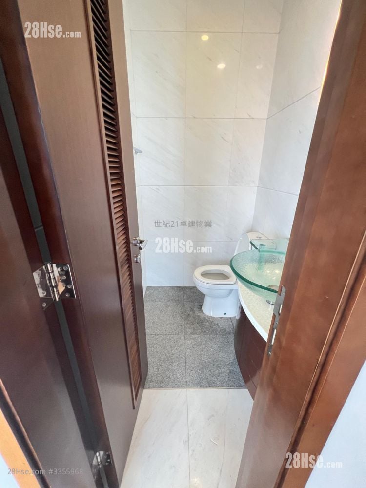 君临天下 租盘 4 房 , 2 浴室 2,334 平方尺