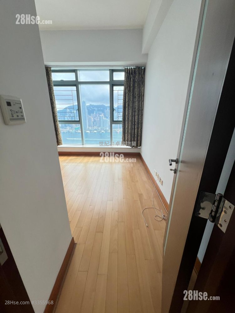 君临天下 租盘 4 房 , 2 浴室 2,334 平方尺