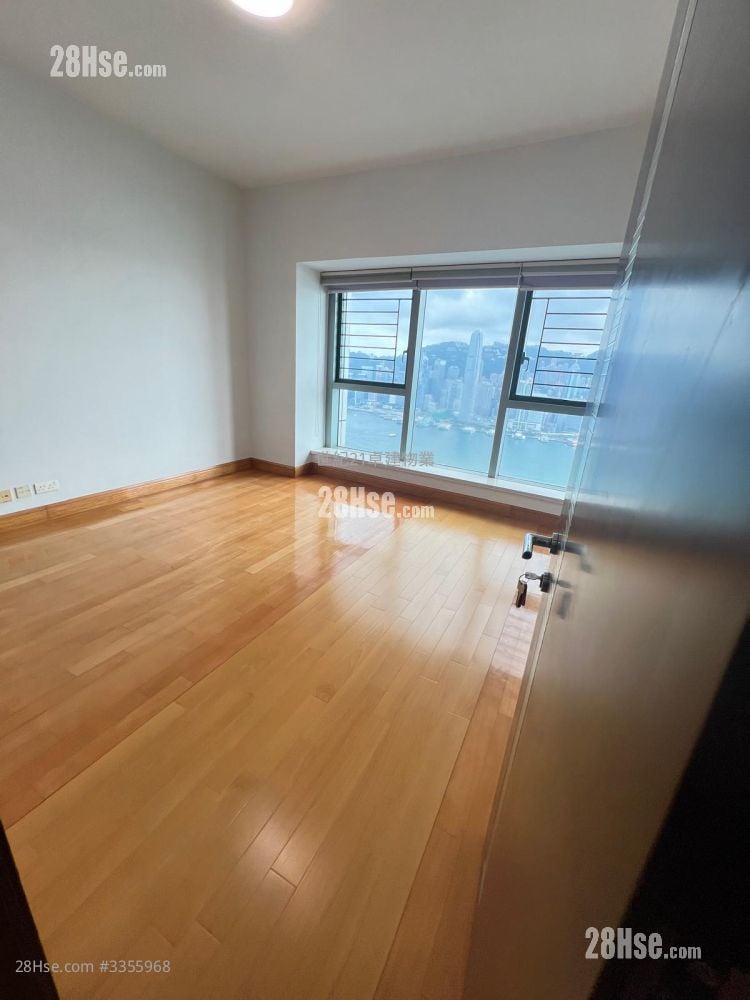 君临天下 租盘 4 房 , 2 浴室 2,334 平方尺