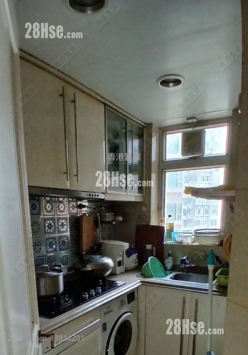 Banyan Garden Sell 2 Bedrooms , 1 Bathroom 460 ft²