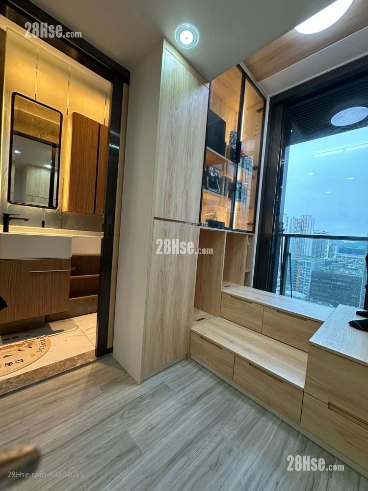 The Vantage Rental Studio , 1 Bathroom 196 ft²