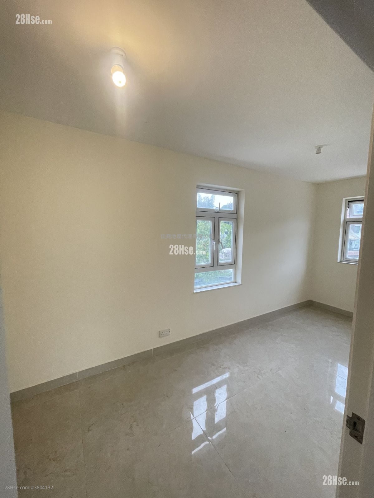 Village Sell 3 Bedrooms , 2 Bathrooms 630 ft²