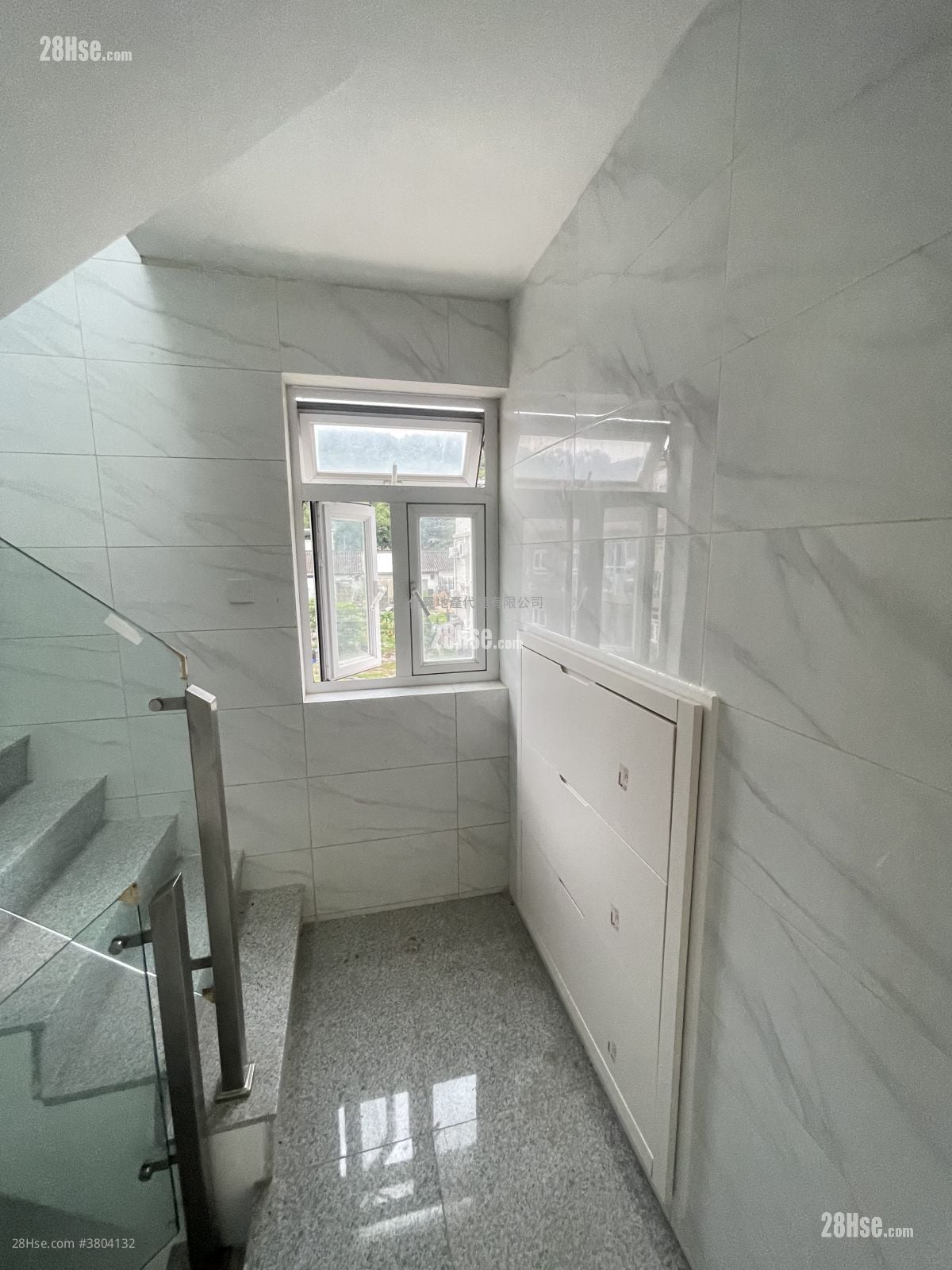 Village Sell 3 Bedrooms , 2 Bathrooms 630 ft²