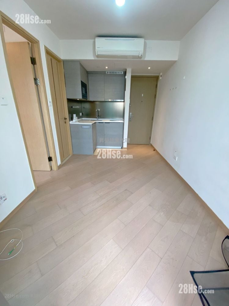 Upper East Rental 1 Bedroom , 1 Bathroom 270 ft²