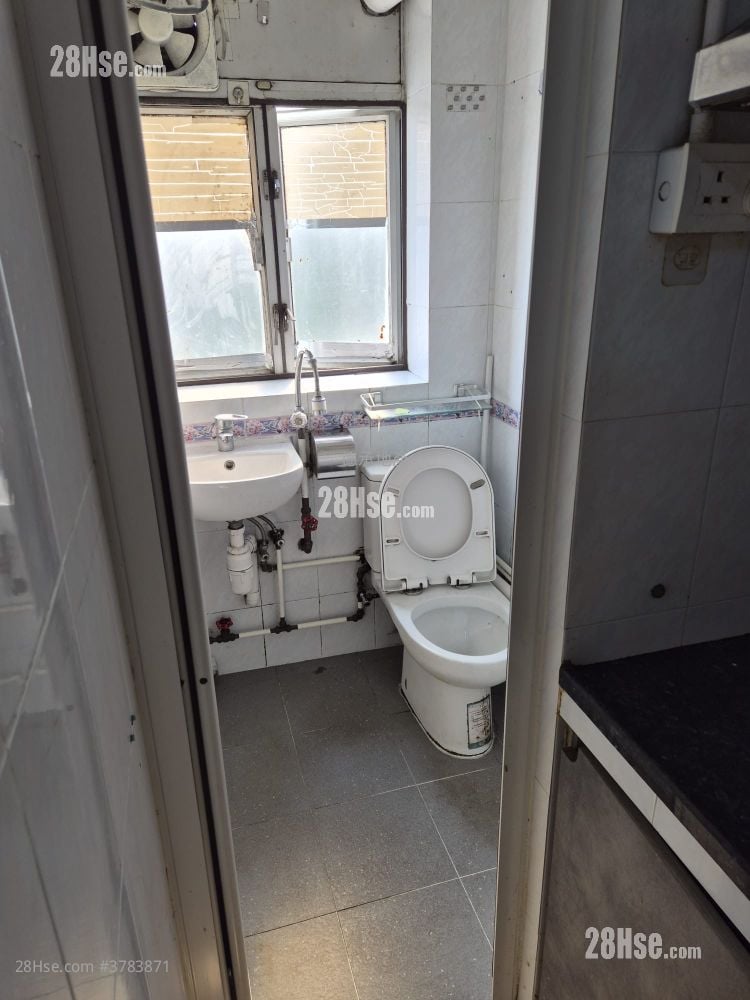 Village Rental 2 Bedrooms , 1 Bathroom