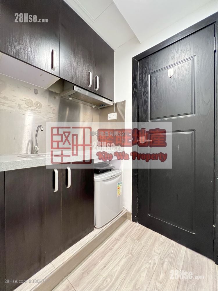 单幢楼房 租盘 开放式间隔 , 1 浴室 140 平方尺