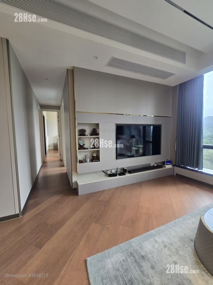 Eden Manor Rental 5+ Bedrooms , 4 Bathrooms 1,314 ft²