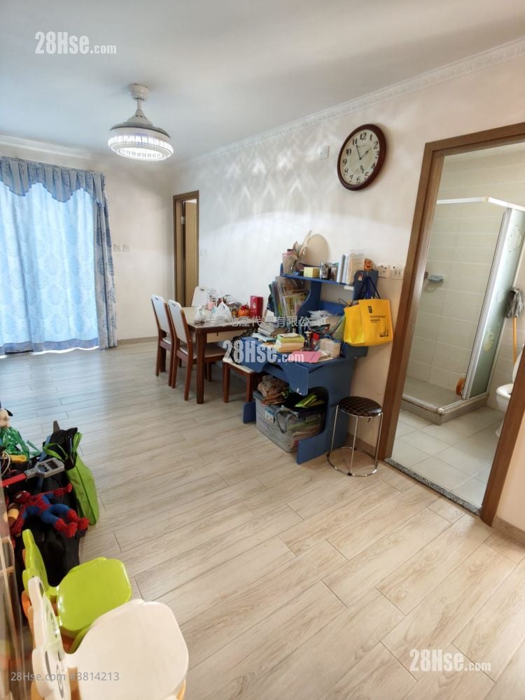 村屋 租盘 3 房 , 1 浴室 630 平方尺