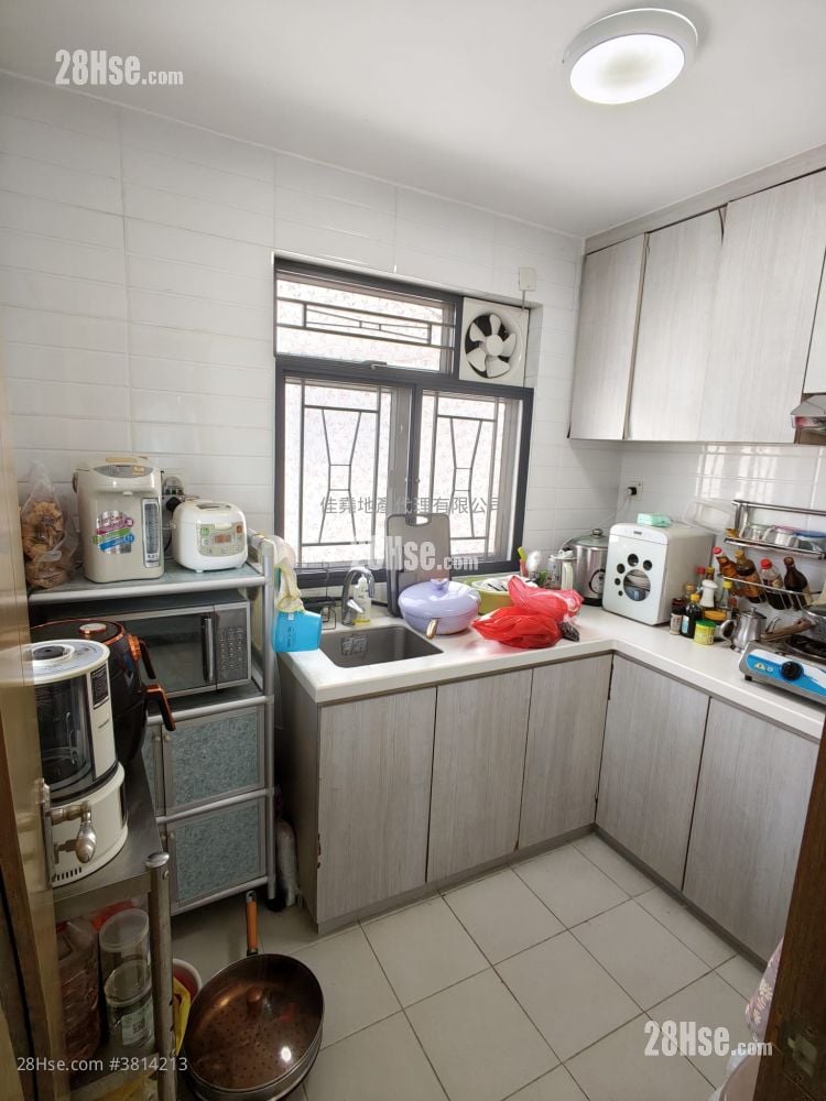 村屋 租盘 3 房 , 1 浴室 630 平方尺