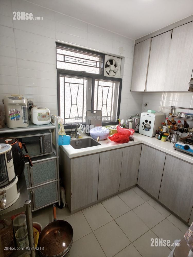 村屋 租盘 3 房 , 1 浴室 630 平方尺