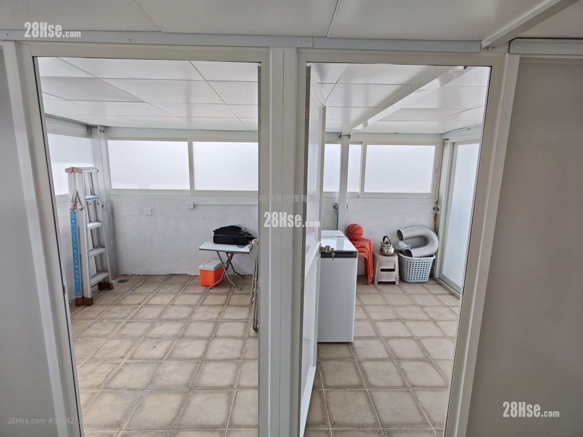 村屋 租盘 3 房 , 1 浴室 630 平方尺