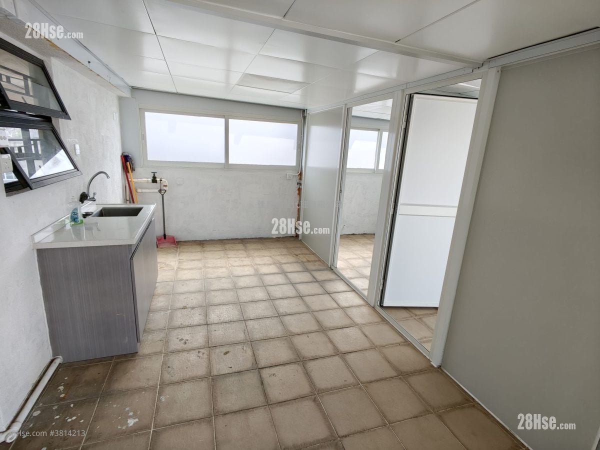 村屋 租盘 3 房 , 1 浴室 630 平方尺