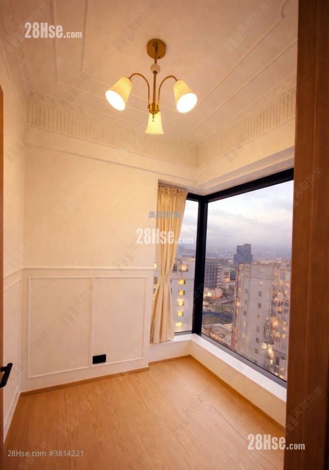 高临 租盘 3 房 545 平方尺