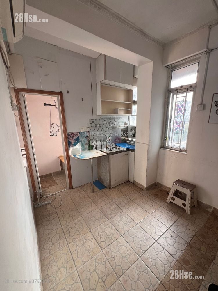 东安阁 租盘 2 房 , 1 浴室 242 平方尺