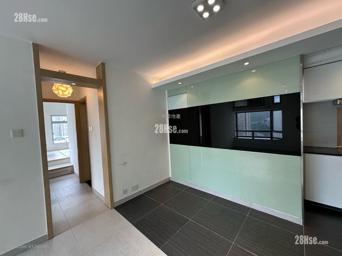 Greenfield Garden Sell 2 Bedrooms , 1 Bathroom 448 ft²